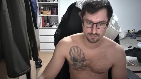 King Dan online show from January 2025 07:28:01 PM