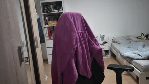 King Dan online show from February 2025 07:44:01 PM