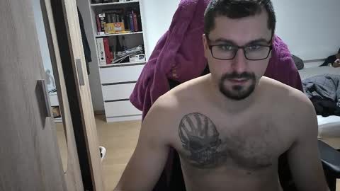 King Dan online show from February 2025 07:48:02 PM