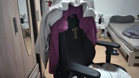 King Dan online show from March 2025 07:34:01 PM