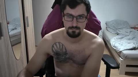 King Dan online show from September 2025 06:57:01 PM