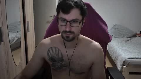 King Dan online show from October 2025 06:18:01 PM