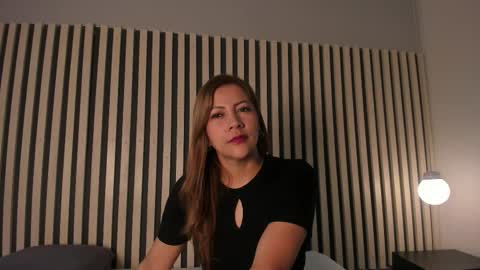 dana_cole online show from November 2025 07:57:01 PM