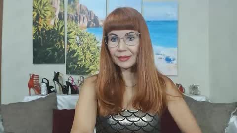 Snapshot of danceglory chatting on September 2025 05:17:02 AM Danceglory online show from September 2025 05:17:02 AM