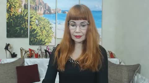 Snapshot of danceglory chatting on April 2026 05:30:01 AM Danceglory online show from April 2026 05:30:01 AM