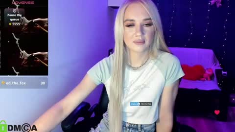 dances_queen online show from July 2026 07:13:01 AM