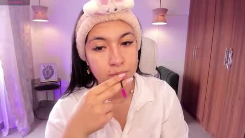 Snapshot of dandara_thompsson chatting on October 2025 07:11:01 PM Dandara online show from October 2025 07:11:01 PM
