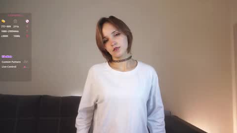 Snapshot of danetterehn chatting on November 2025 07:02:01 PM Elvi online show from November 2025 07:02:01 PM