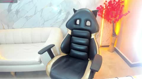 Snapshot of dani_clark_ chatting on October 2025 02:51:01 PM Dani online show from October 2025 02:51:01 PM