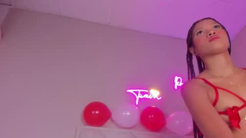 Hi I am Dani online show from September 2025 11:44:01 AM