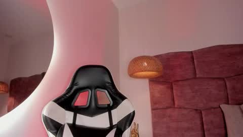   online show from February 2026 02:50:02 AM