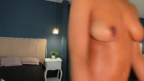 Snapshot of dania_gh chatting on June 2026 11:34:01 AM Dania online show from June 2026 11:34:01 AM