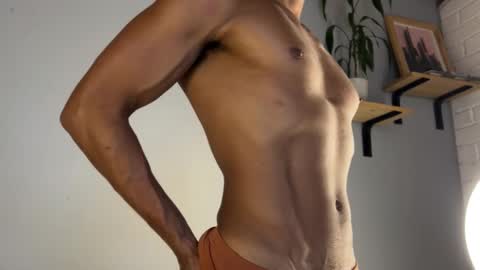 Daniel  online show from December 2024 09:04:01 PM