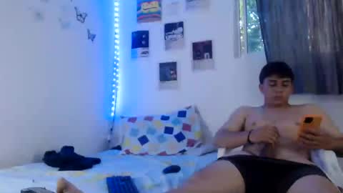 daniel_0127 online show from June 2026 10:23:02 PM