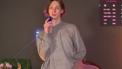 Snapshot of daniel__schmidt chatting on June 2026 03:31:01 AM daniel__schmidt online show from June 2026 03:31:01 AM