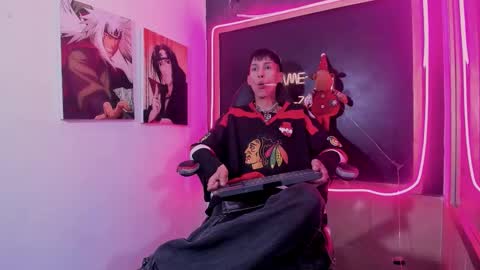 daniel_deluc77 online show from December 2025 02:41:02 AM