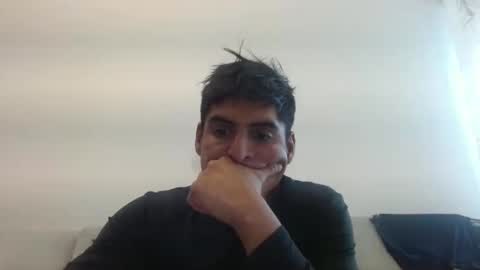 Snapshot of daniel_surfer chatting on December 2024 01:06:01 PM Daniel  online show from December 2024 01:06:01 PM
