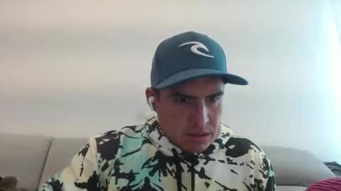 Snapshot of daniel_surfer chatting on January 2025 11:43:02 AM Daniel  online show from January 2025 11:43:02 AM