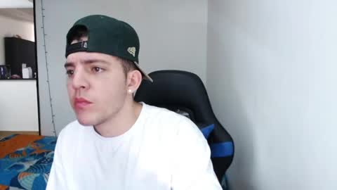 Daniel online show from December 2024 08:51:01 PM