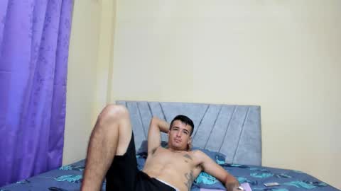 daniel_velez26 online show from November 2025 07:14:01 PM