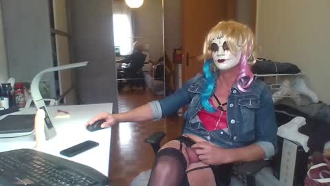 newcumer online show from January 2025 11:14:01 AM