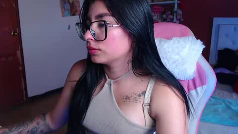 Snapshot of daniela_cute22 chatting on September 2025 06:22:02 PM DANIELA online show from September 2025 06:22:02 PM