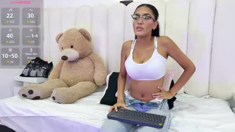 Snapshot of daniela_mendozza chatting on July 2026 12:29:01 PM Dani online show from July 2026 12:29:01 PM
