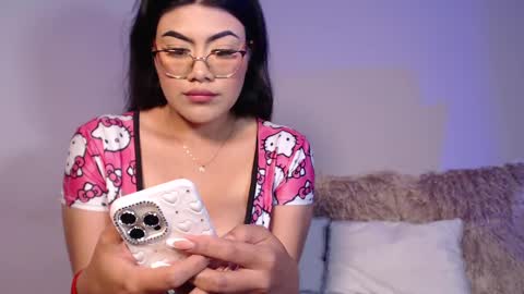 Snapshot of daniela_valencia chatting on February 2025 09:57:01 PM Lucia online show from February 2025 09:57:01 PM