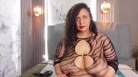 Snapshot of danielaa_a chatting on December 2025 12:38:02 AM Daniela online show from December 2025 12:38:02 AM