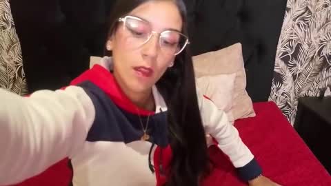 Snapshot of danielamonroe chatting on February 2026 09:24:02 PM danielamonroe online show from February 2026 09:24:02 PM