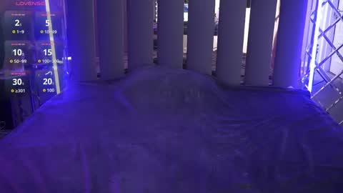 danielareign online show from June 2026 01:43:01 PM