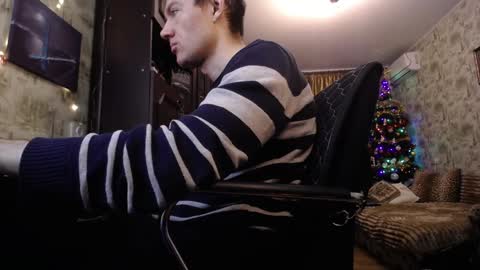 Snapshot of danielgraysoon chatting on January 2025 01:46:01 PM Daniel Grayson online show from January 2025 01:46:01 PM