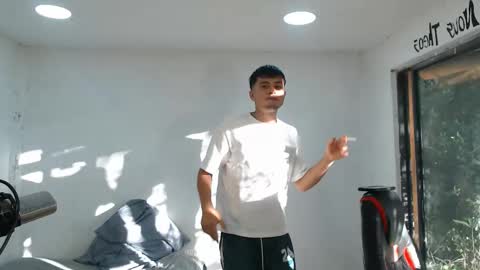 danielitopapii online show from October 2025 10:01:01 PM