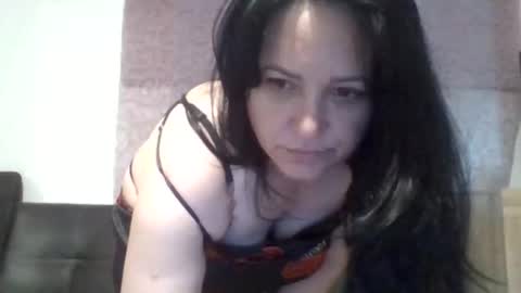 Snapshot of danielle_mattew chatting on May 2026 04:56:01 PM Danielle and Mattew online show from May 2026 04:56:01 PM