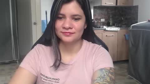 daniellerain online show from February 2026 04:38:02 PM