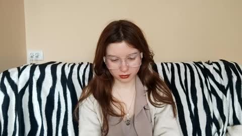 Mia online show from April 2026 11:13:01 AM