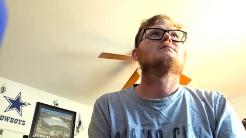 Daniel    y. online show from November 2025 08:10:01 PM