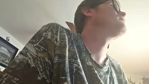 Daniel    y. online show from February 2026 09:13:01 PM