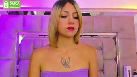 DANIELA online show from April 2026 07:11:02 PM