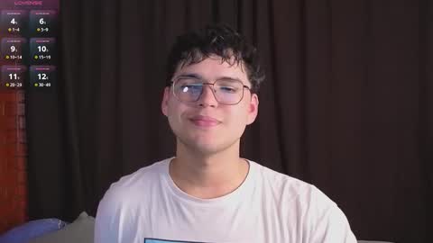 Snapshot of danijungle chatting on November 2025 02:21:01 AM Daniel online show from November 2025 02:21:01 AM