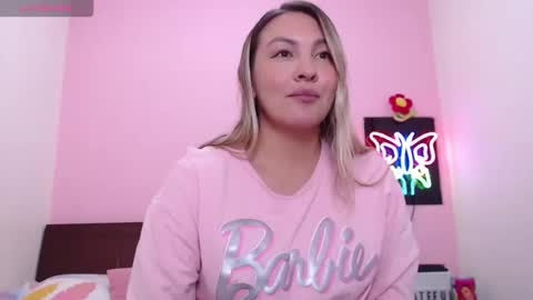 K A R O L online show from March 2026 11:22:02 PM