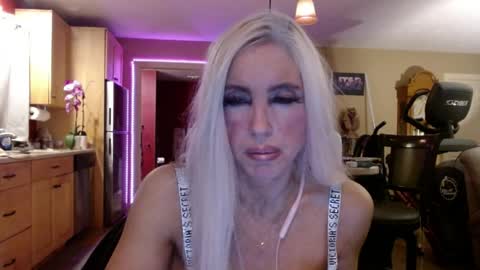 Snapshot of danikawhite69 chatting on June 2026 12:50:02 PM DanikaWhite69 online show from June 2026 12:50:02 PM
