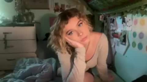 Snapshot of danilovexoxo chatting on June 2026 08:35:01 PM danilovexoxo online show from June 2026 08:35:01 PM