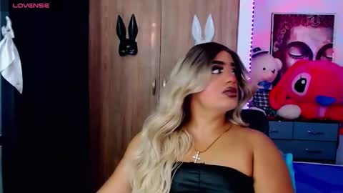 danipein online show from October 2025 09:55:02 PM