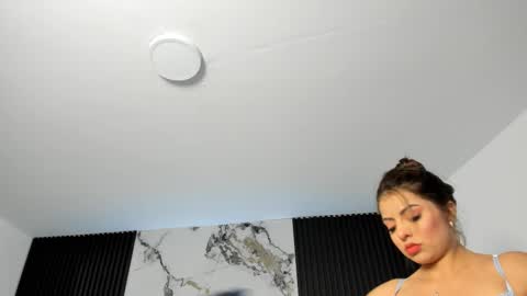 Dani Phonenix online show from September 2025 12:08:02 PM