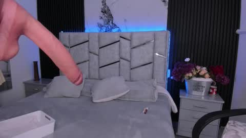 Dani Phonenix online show from January 2026 07:59:01 PM