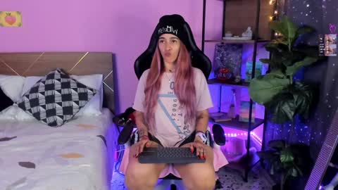 Dannacastle online show from January 2025 05:52:02 AM