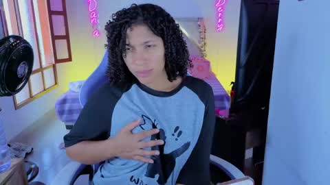 Snapshot of danna_berry chatting on May 2026 05:29:02 PM DannaBerry online show from May 2026 05:29:02 PM