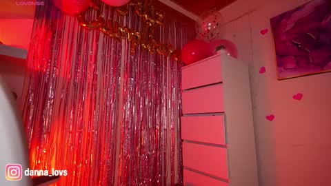 Danna Lovs online show from February 2026 10:12:01 AM