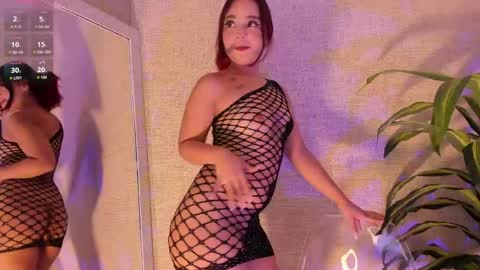 Snapshot of danna_ortega_ chatting on May 2026 11:26:02 AM Danna Ortega online show from May 2026 11:26:02 AM
